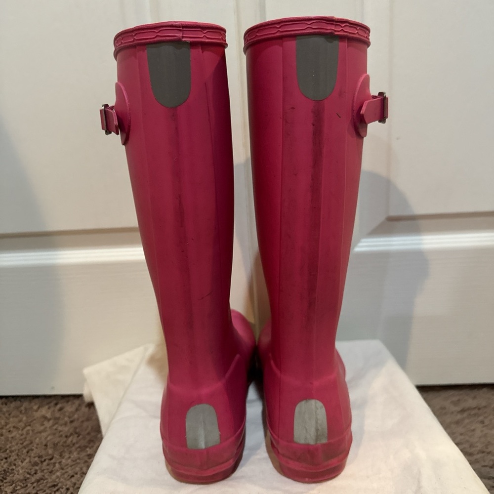 Hunter Big Girls Women’s Fuchsia Pink Rain Boots Size 4 - Picture 2 of 7